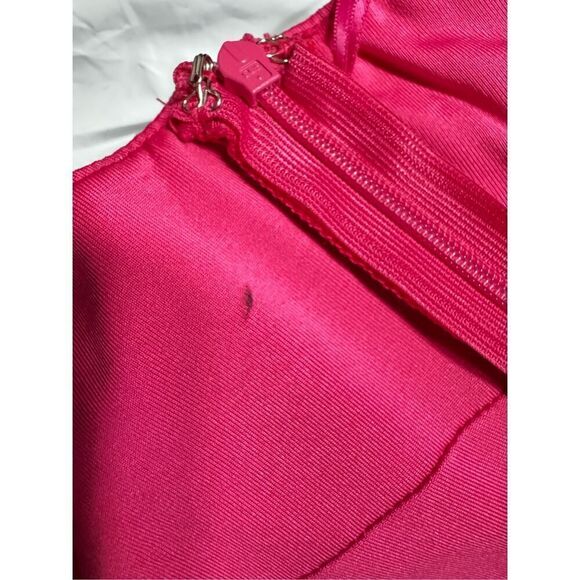 Superdown REVOLVE Brylee Cut out Jumpsuit in Hot Pink M NWT FLAW - Picture 5 of 6